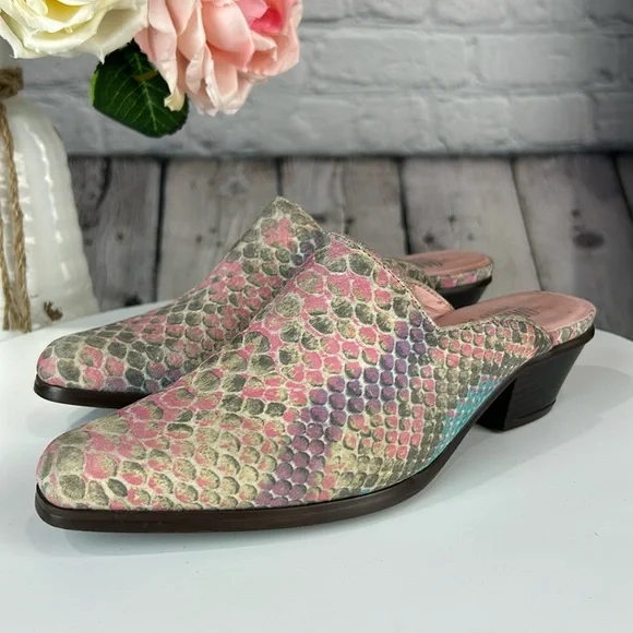 OAK TREE WESTERN WEAR Muti Color Snakeskin Print Leather Low Heel Mules - Picture 1 of 17